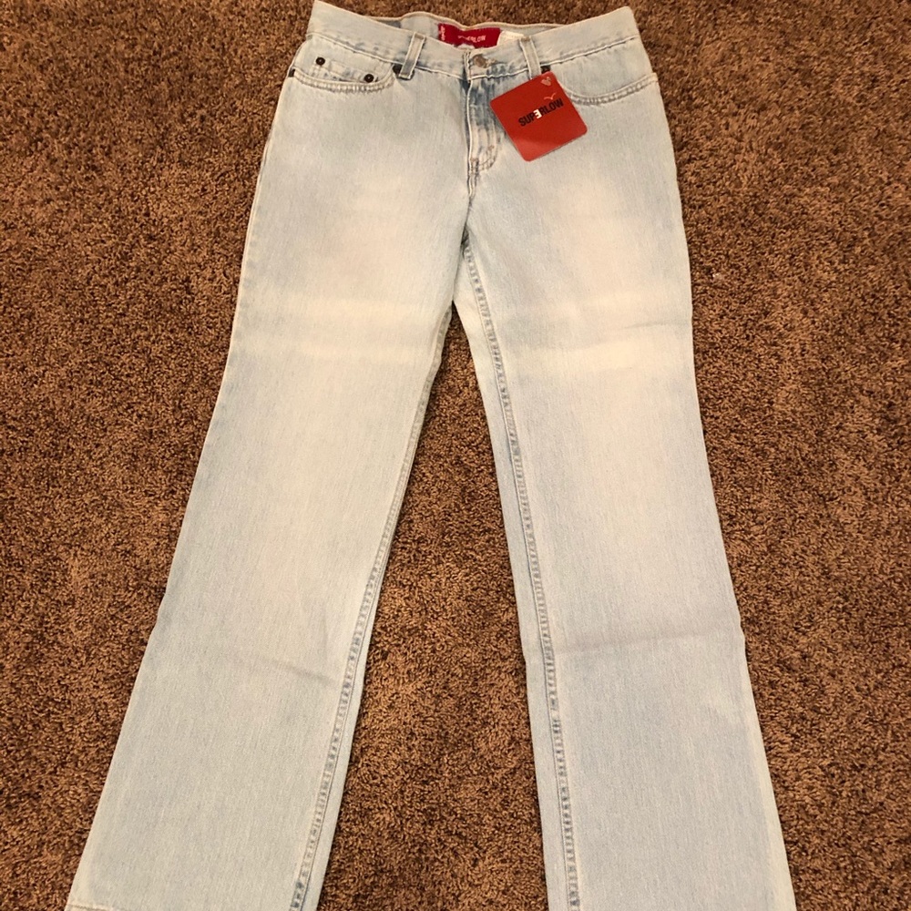 Levi Super Flow Women’s Jeans